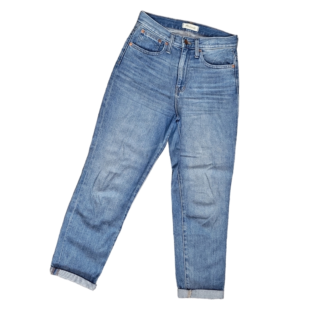 Madewell The Mom Jean in Downey Wash
